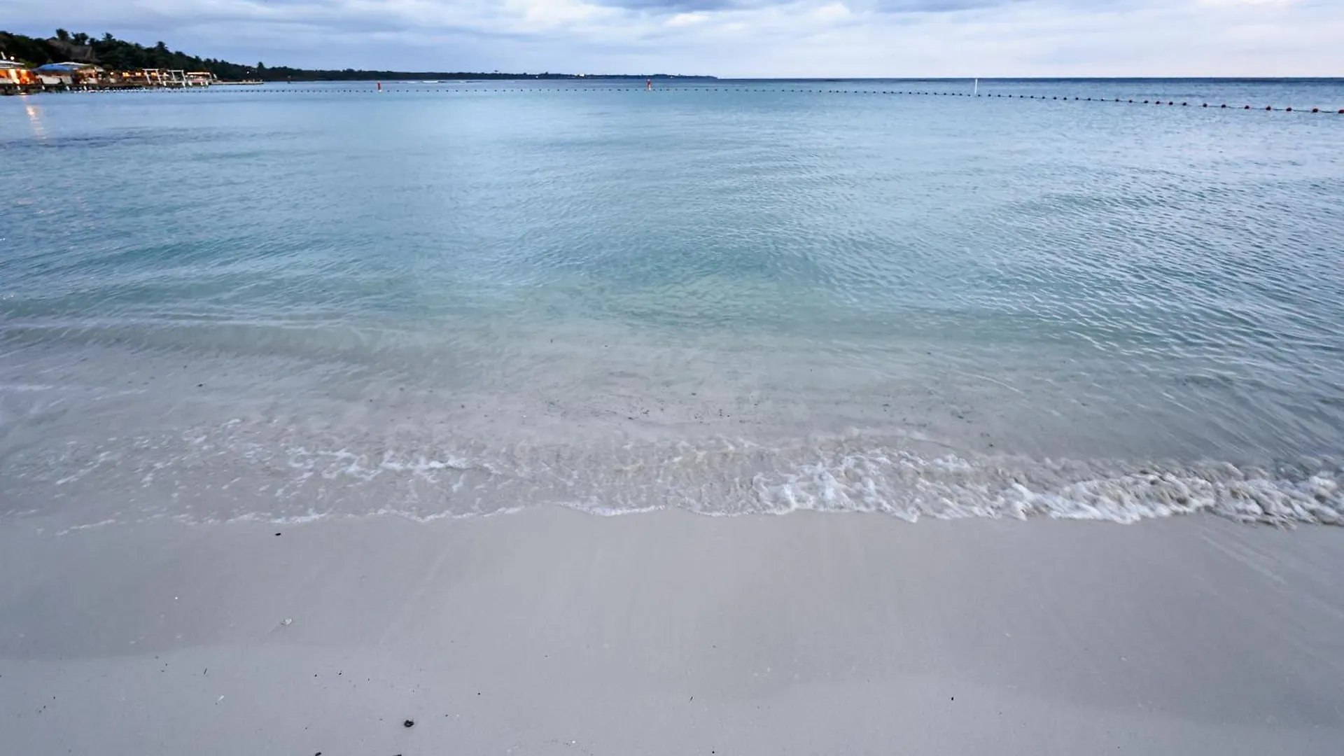 Lujoso Apartamento Con Vista A Playa De Boca Chica Dominican Republic